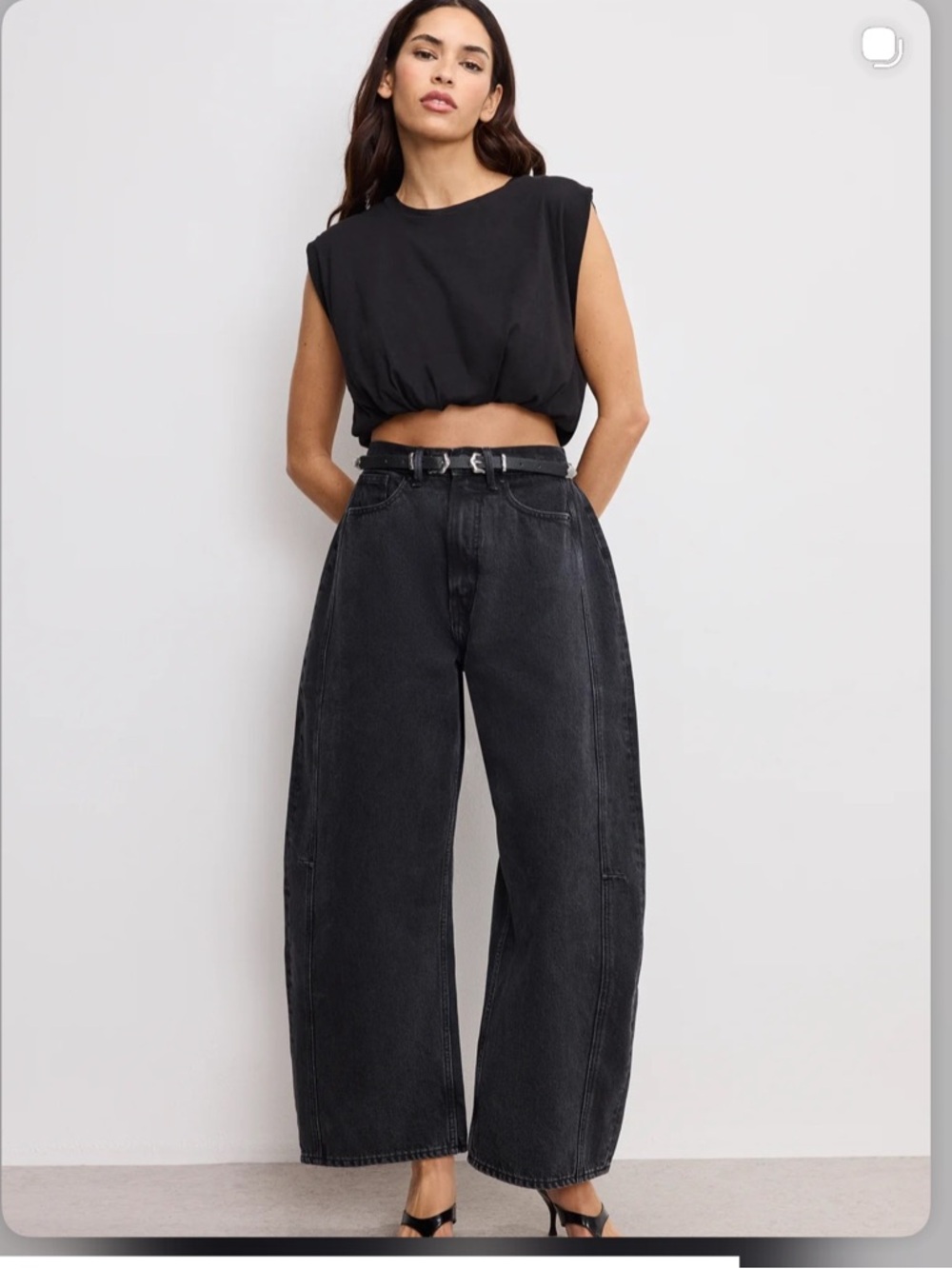 GOOD American EXTREME BARREL Leg Jeans in Black